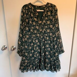 VINCE CAMUTO Long Sleeved Maxi Dress